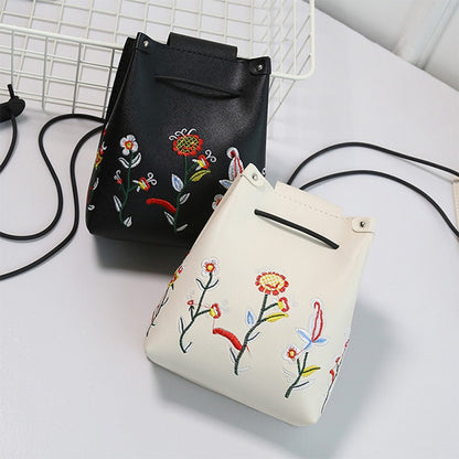 IELGY Mini embroidered bucket bag shoulder bag