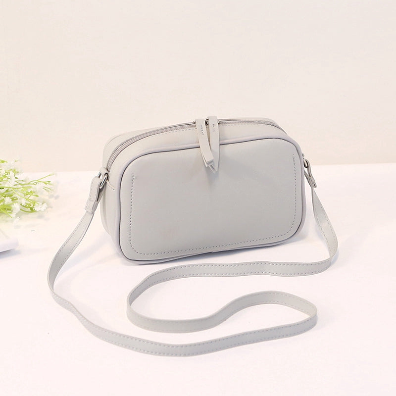 Fashion simple shoulder Messenger bag tide summer small bag