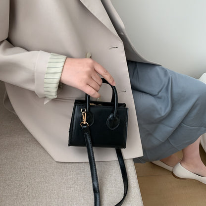 Korean fashion small square shoulder cross-bag for women