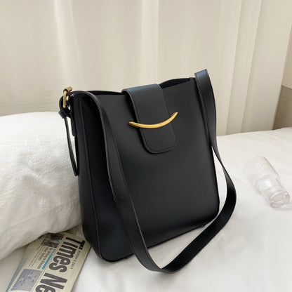 IELGY Spot Korean version of the large-capacity shoulder bag