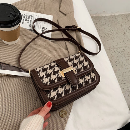 IELGY Western style simple houndstooth small square crossbody bag