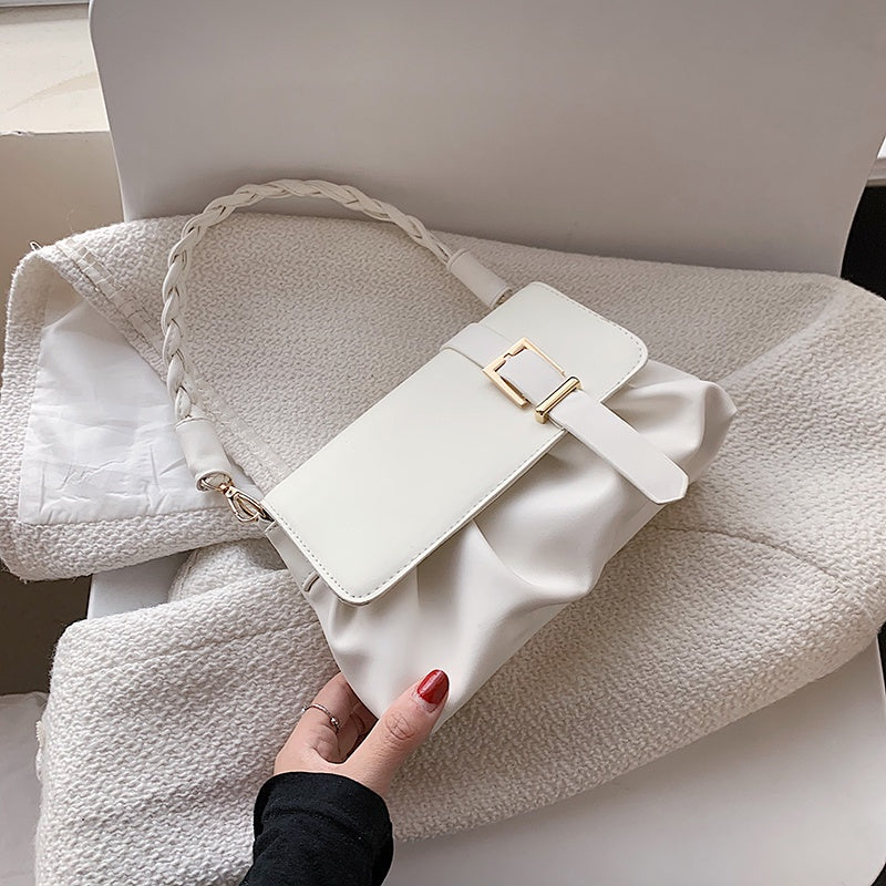 IELGY Pop Bag Girl Fashion StilettO Bag Summer Hundred InS Niche Shoulder UnderarM Bag