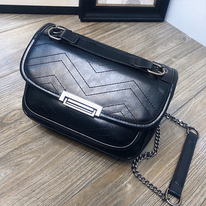 IELGY Fashion retro women's bag diamond chain bag shoulder Messenger bag