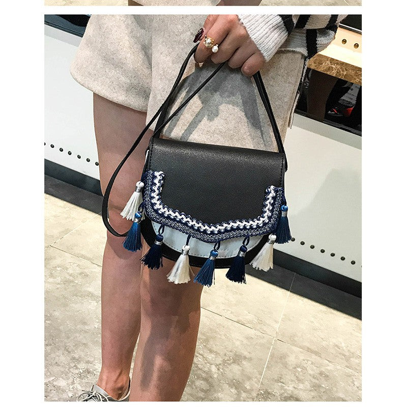 IELGY Fashion tassel small bag Korean ethnic style hit color shoulder bag diagonal small square bag