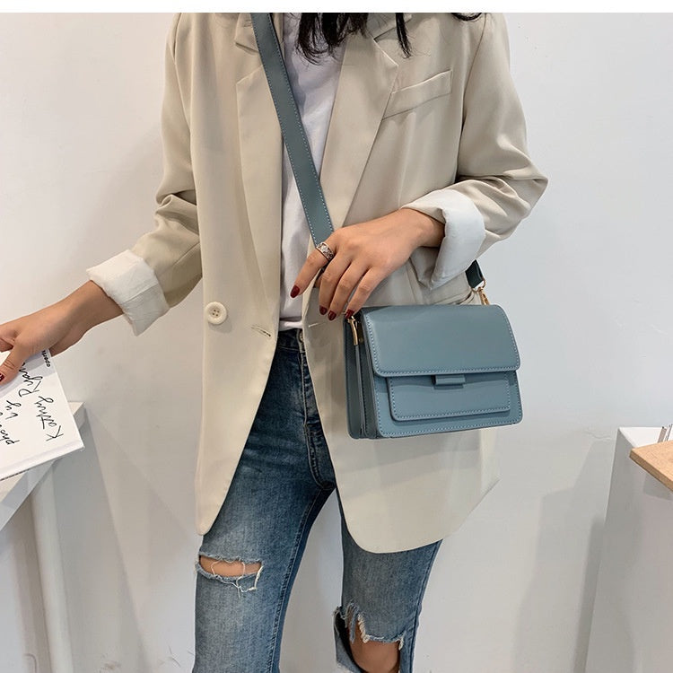 IELGY Bags Western-style women's bags Trendy Korean texture messenger bag Simple fashion solid color small square bag