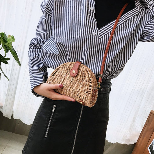 IELGY Straw bag shell bag shoulder Messenger bag beach bag