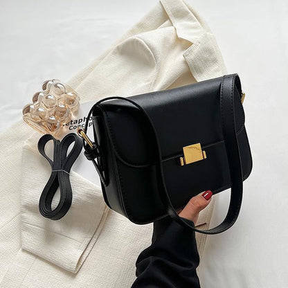 IELGY Women's high-end retro messenger shoulder and armpit small square bag