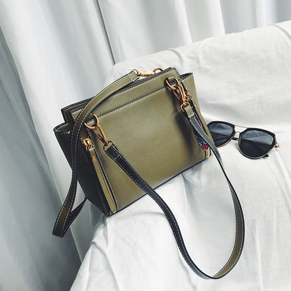 Korean bat bag hand bag shoulder bag