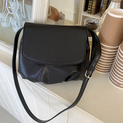 IELGY All-match Dumpling Retro Zipper Black Woman's bag Crossbody Simple One-shoulder