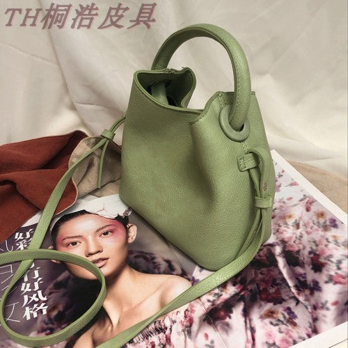 IELGY One-shoulder handbags fashion tide wild texture portable Messenger bucket bucket