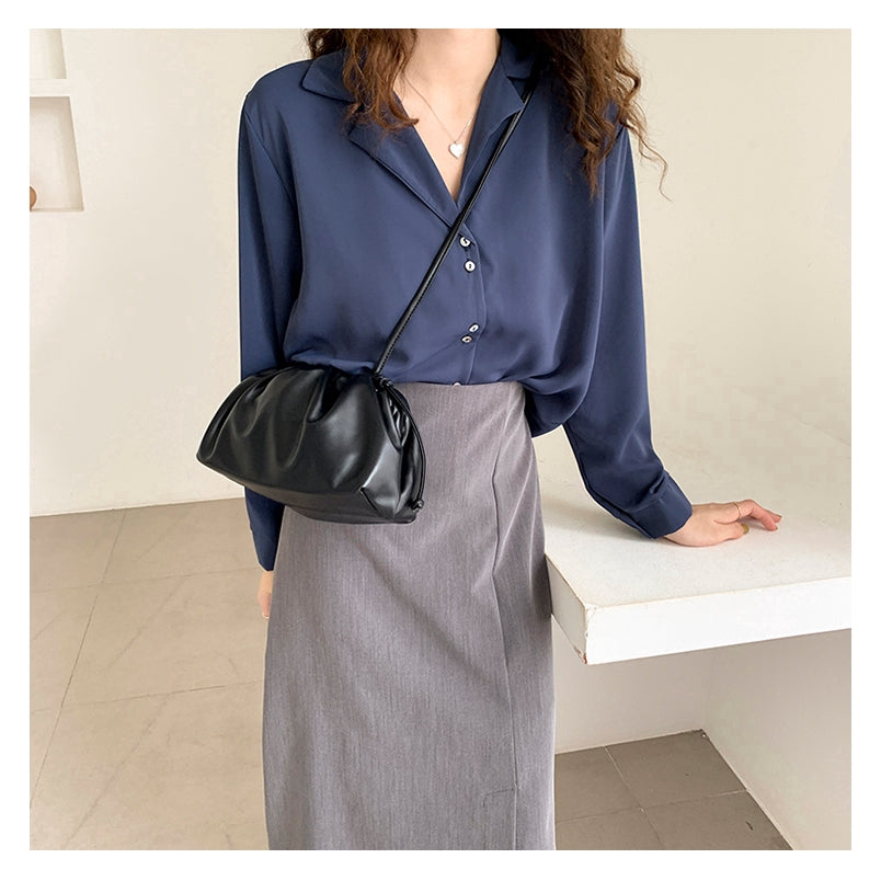 IELGY One-shoulder female bag dumplings Messenger bag pleated bag hand bag small bag female