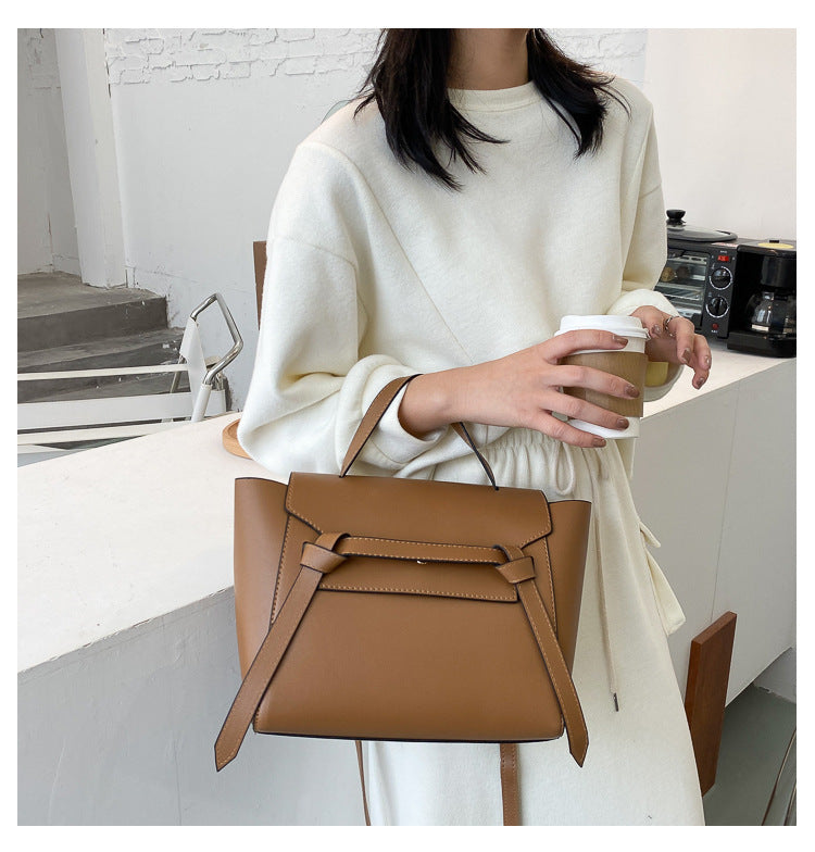 IELGY Women's bag retro Hand bag one shoulder Crossbody fashion ins fashion Square solid color all-match