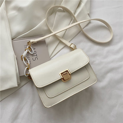 IELGY women's fashionable all-match shoulder bag with western style chain messenger