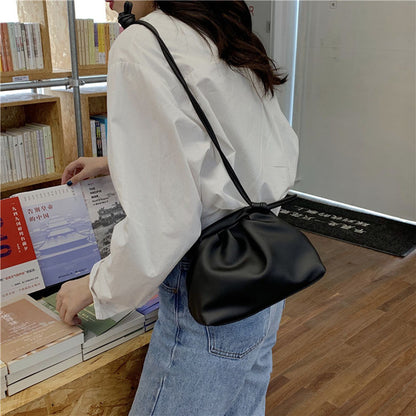 IELGY PU Woman's bag Diagonal Hand Soft skin White, clouds Black Dumpling One shoulder