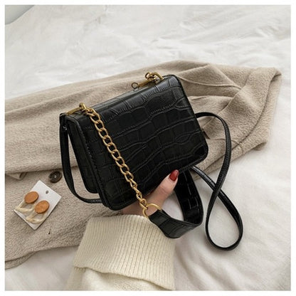 IELGY Crocodile pattern and all-around fashion One Shoulder Messenger Bag