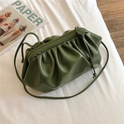 IELGY One-shoulder female bag dumplings Messenger bag pleated bag hand bag small bag female