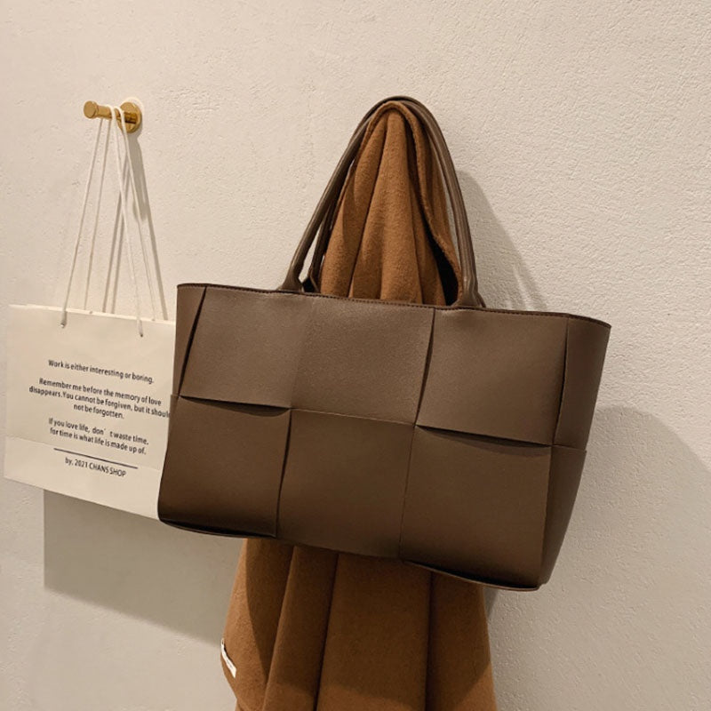 IELGY Ladies braided commuter large capacity handbag