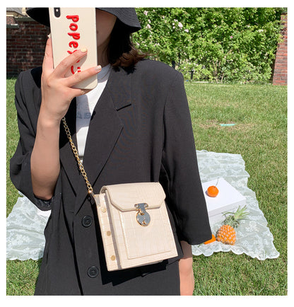 IELGY popular spring and summer crossbody all-match ins western style chain bag