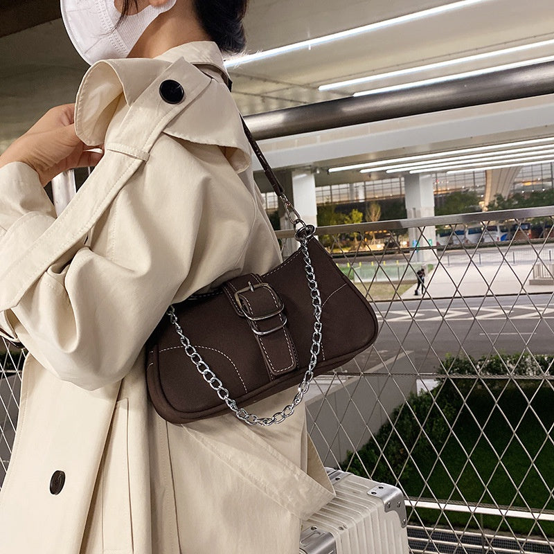 IELGY fashion solid color chain shoulder bag with belt buckle decoration