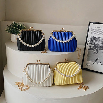 IELGY Ladies Fashion Personality Chain Messenger Bag