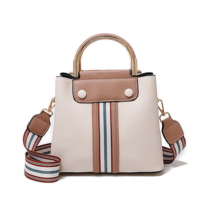 IELGY Fashion Stripe Korean Temperament Messenger Bag Simple Bucket Type