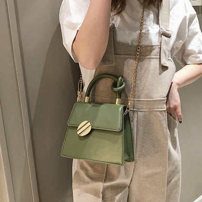 IELGY One-shoulder messenger women bag retro fashion comfortable portable chain small square