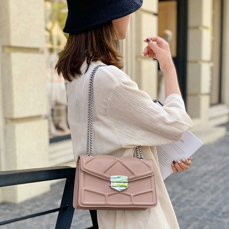 IELGY small square bag Korean version fashion chain fashion trend small fresh outing Lingge female bag all-match handbag one-shoulder messenger bag chain bag
