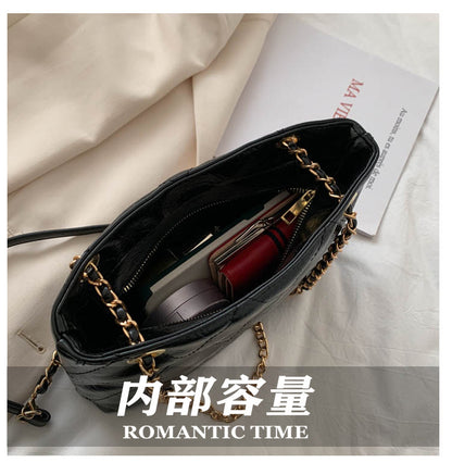 IELGY Ladies niche design rhombus embroidery thread bag