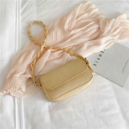IELGY Trend women's bag shoulder messenger bag female joker ins small square bag