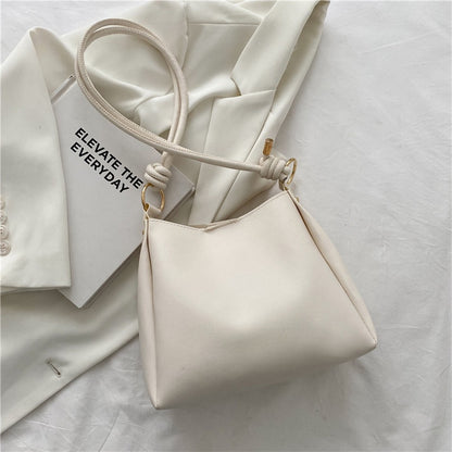 IELGY fashion small bag women retro small square bag