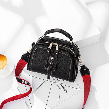 IELGY fashion Korean style beautiful ladies one-shoulder messenger bag