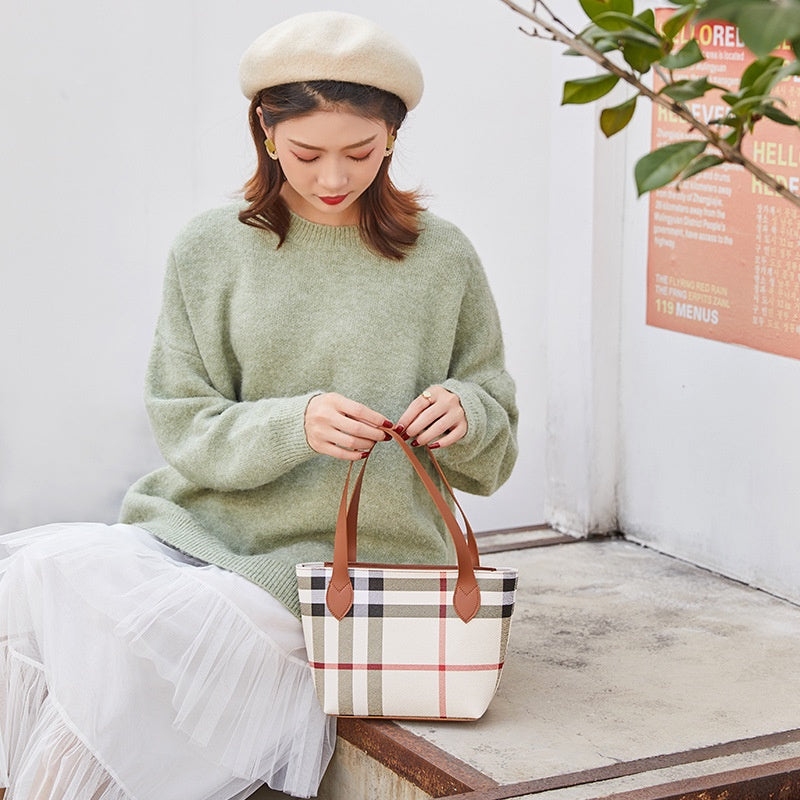 IELGY Change Storage Scottish check Everyday Fashion Light Makeup Brown small bag Print Women's handbag