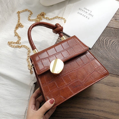 IELGY Wild Messenger Bag Retro Port Wind Chain Shoulder Bag Tote