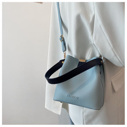 IELGY Korean version One-shoulder crossbody Contrast bucket bag
