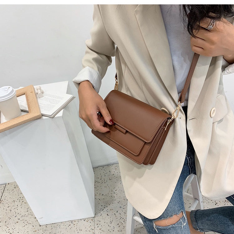 IELGY Bags Western-style women's bags Trendy Korean texture messenger bag Simple fashion solid color small square bag