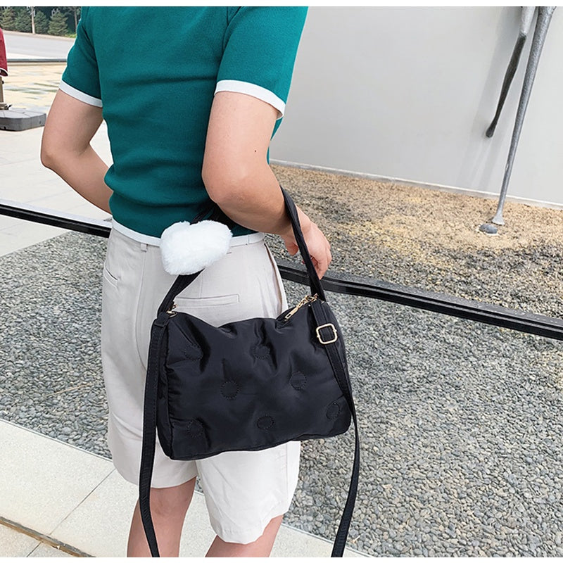 IELGY niche design bag messenger bag female green portable small square bag