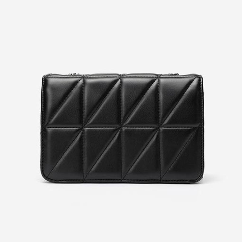 IELGY one shoulder Small soft fashion rhombus ins chain black all-match classic elegance messenger bag