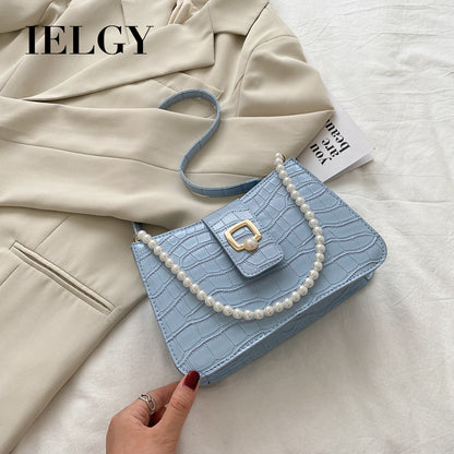 IELGY is fresh and popular, one-shoulder messenger ins fashion