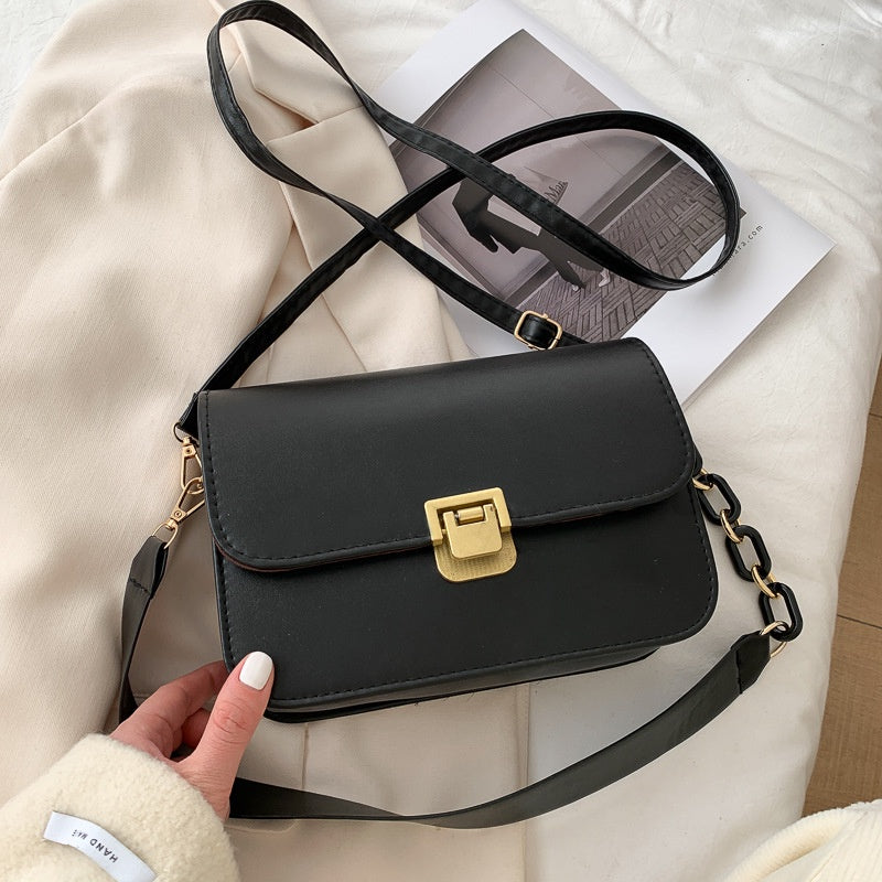 IELGY PU one-shoulder messenger bag versatile Retro bag