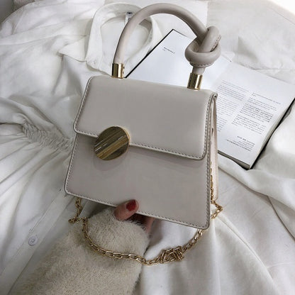 IELGY One-shoulder messenger women bag retro fashion comfortable portable chain small square