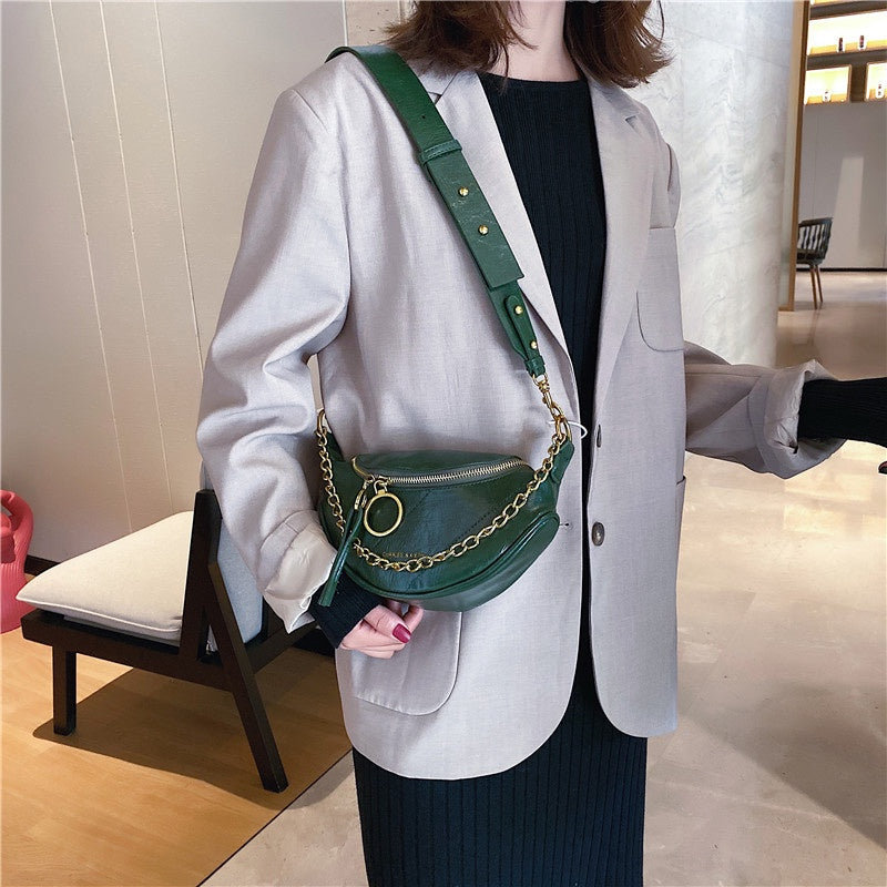 IELGY niche fashion bag chest bag all-match single shoulder messenger bag