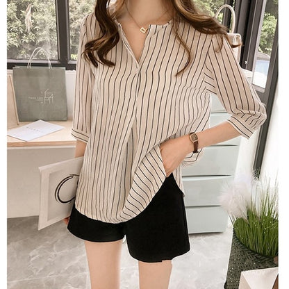 IELGY Leaked clavicle striped cropped sleeve top Han Fan student ins super fire shirt autumn