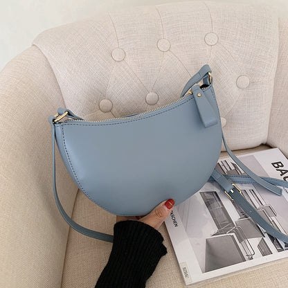 IELGY Simple temperament, leisure, small crowd, fashionable, all-around, one shoulder, half round women's Bag Fashion