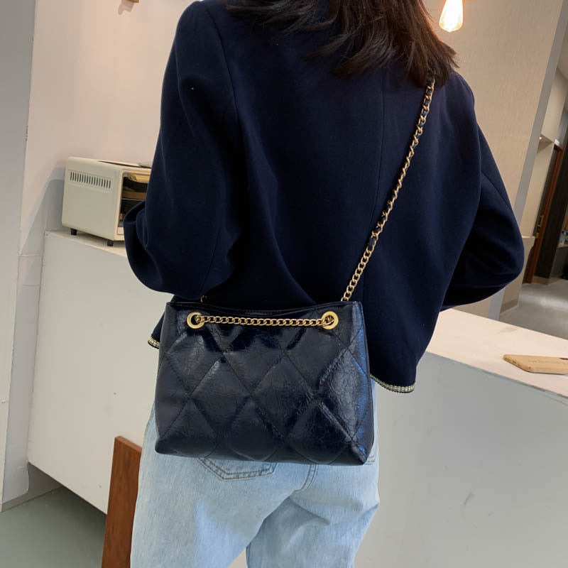 IELGY Ladies niche design rhombus embroidery thread bag