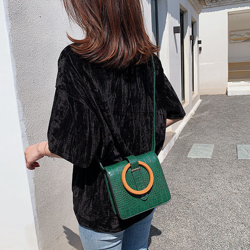 IELGY Women's bag one shoulder black crossbody square versatile casual crocodile pattern PU fashionable