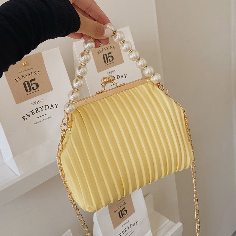 IELGY Ladies Fashion Personality Chain Messenger Bag