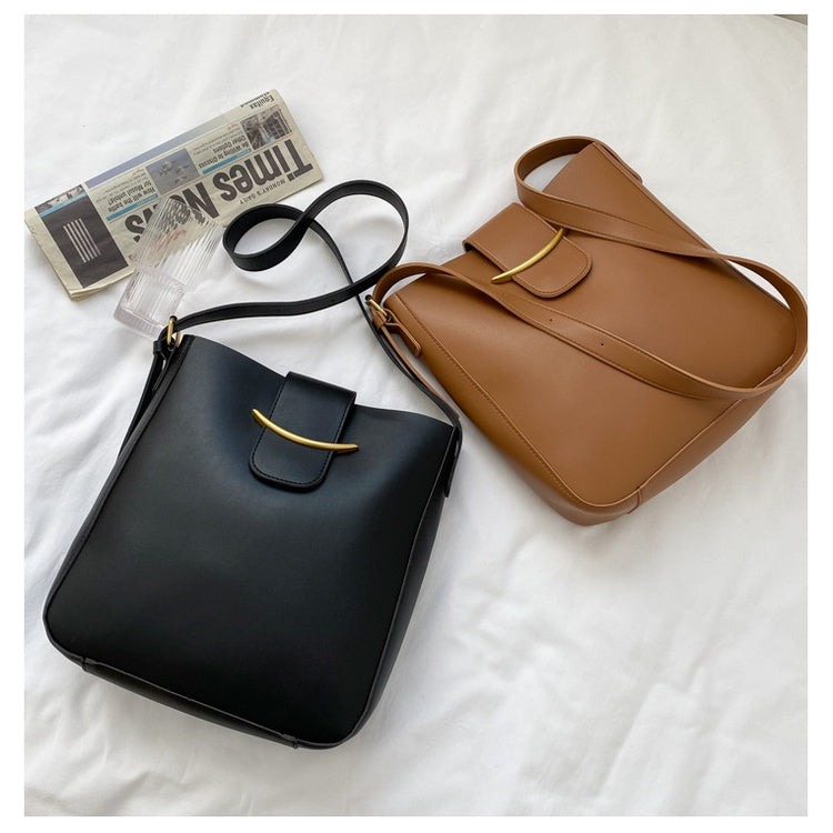 IELGY Spot Korean version of the large-capacity shoulder bag
