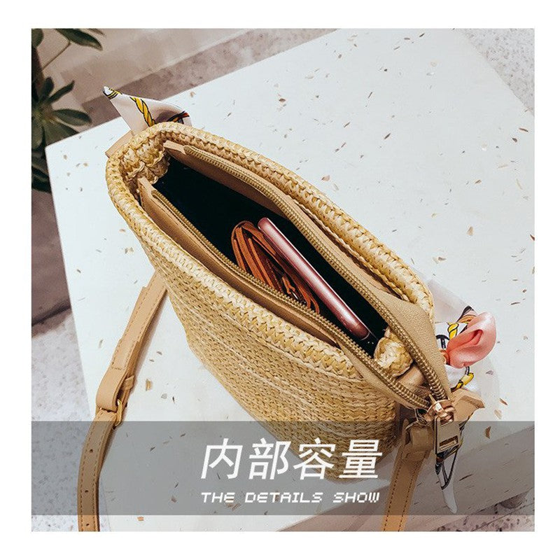 IELGY Straw shoulder slung portable beach vacation weave bucket bag