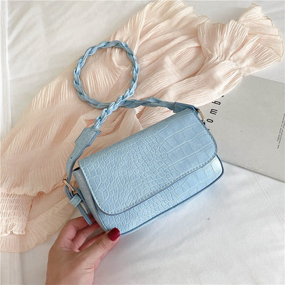 IELGY Trend women's bag shoulder messenger bag female joker ins small square bag