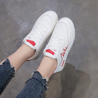IELGY [size: 35-40]Korean breathable white shoes for women/ trendy casual ins skate women's shoes